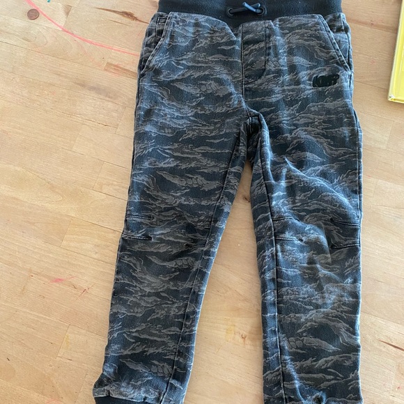 Kith canvas boys pants with black drawstring waist band. - Picture 1 of 5